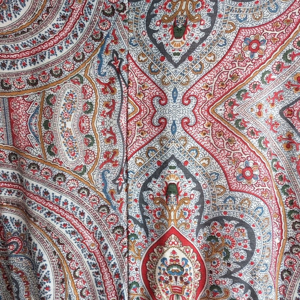 Ladies Dress - Picture 3 of 3